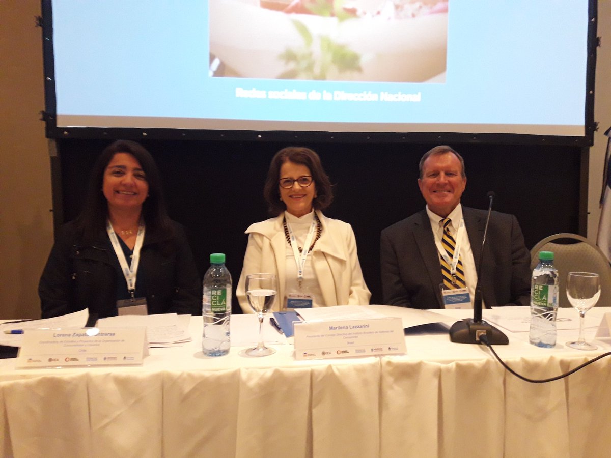 2-Grupo-Panel-Miembros-Consumers-International-Consumer-Report-EEUU-IDEC-Brasil-ODECU-Chile-18SEP17